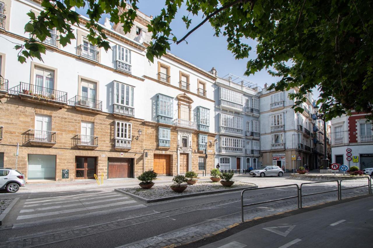 Apartamento El Meridiano De Cadiz Luaran gambar