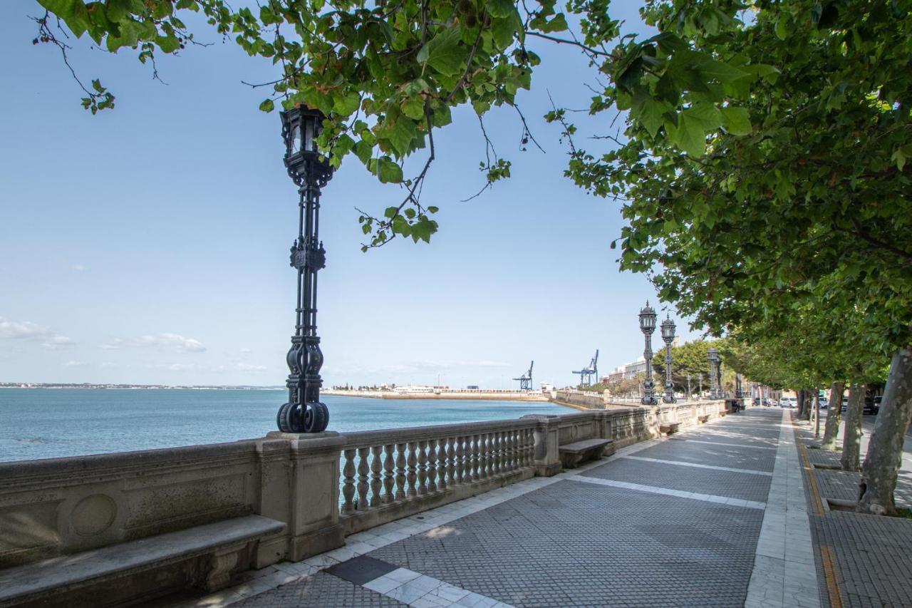Apartamento El Meridiano De Cadiz Luaran gambar